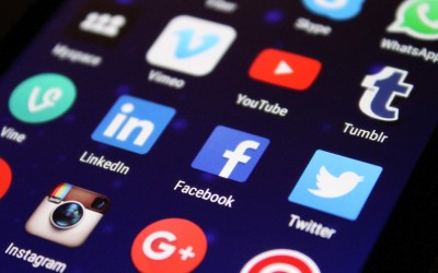 Social Media Advertising: Precision Targeting in a Privacy-First World